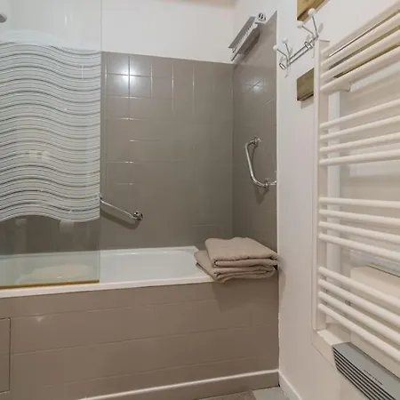 Apartamento Appt Entier Rdc 1 Allee D'etigny